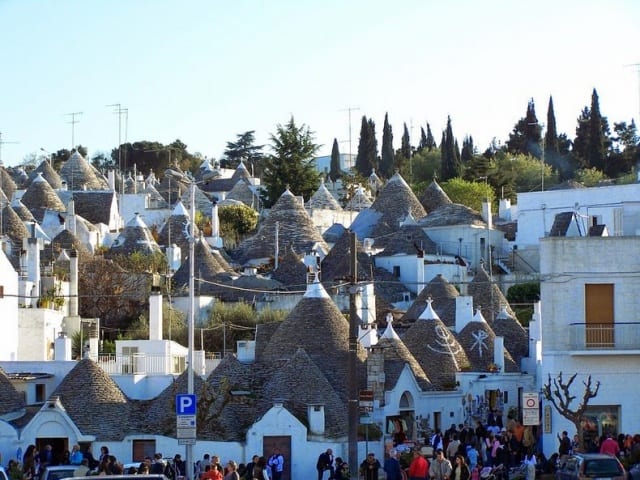 アルベロベッロ（Alberobello）のトゥルッリ（Trulli）