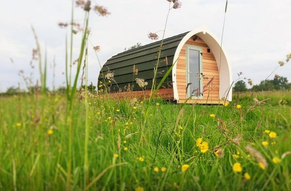 Widget_s Farm Luxury Glamping - Cabins for Rent in Standerwick-1